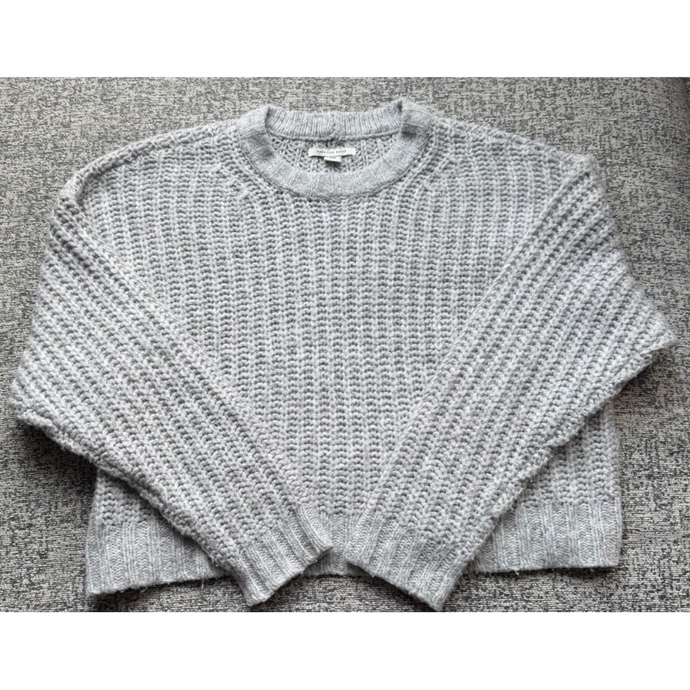 American Eagle Chunky‎ Knit Cropped Sweater Women's Small Gray